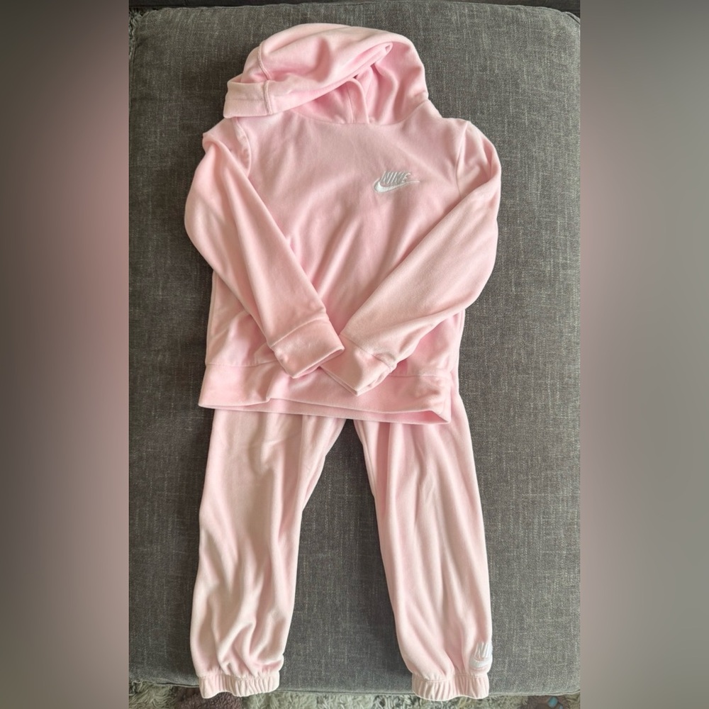Nike Kids Light Pink Set
